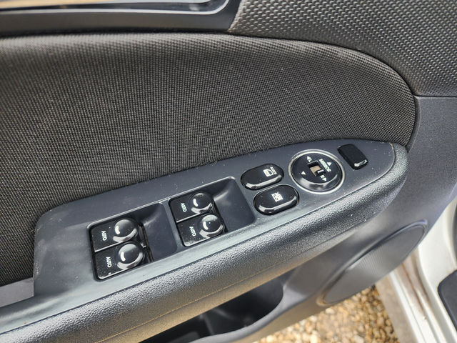 Hyundai I30 1.6CRDI - автомобили, коли, обяви за нови и употребявани 9