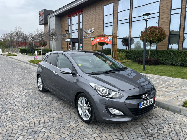Hyundai I30 1.6CRDI 128к.с. Premium Full Full - автомобили, коли, обяви за нови и употребявани 13