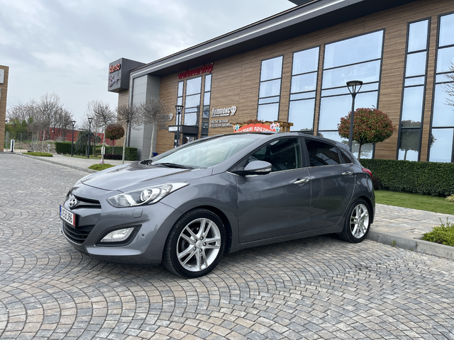 Hyundai I30 1.6CRDI 128к.с. Premium Full Full - автомобили, коли, обяви за нови и употребявани 2