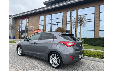 Hyundai I30 1.6CRDI 128к.с. Premium Full Full - автомобили, коли, обяви за нови и употребявани 6