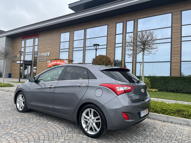 Hyundai I30 1.6CRDI 128к.с. Premium Full Full - автомобили, коли, обяви за нови и употребявани 6