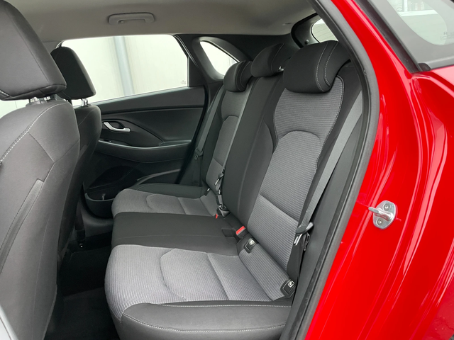 Hyundai I30 Върнат от Лизинг Euro 6B - автомобили, коли, обяви за нови и употребявани 12