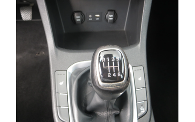 Hyundai I30 1, 6 CRDI euro 6b - автомобили, коли, обяви за нови и употребявани 9