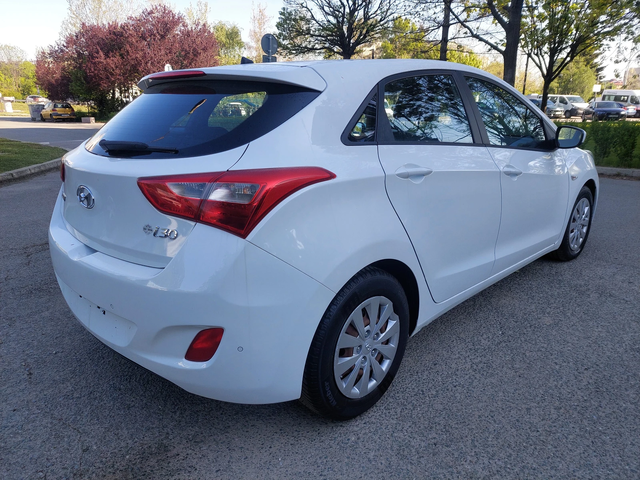 Hyundai I30 1, 6CRDI 110ps - автомобили, коли, обяви за нови и употребявани 3