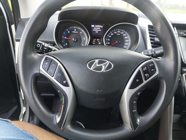 Hyundai I30 1, 6CRDI 110ps - автомобили, коли, обяви за нови и употребявани 9