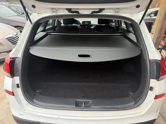 Hyundai I30 1.4i ГАЗ BRC заводска 100 kc. - автомобили, коли, обяви за нови и употребявани 15