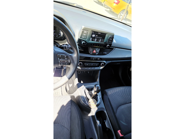 Hyundai I30 1.4-100кс* ЗаводскаГаз* ГОТОВА ЗА ТАКСИ - автомобили, коли, обяви за нови и употребявани 14