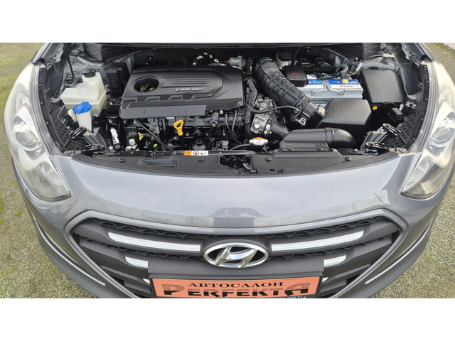 Hyundai I30 1.6диз 110к.с. Автомат - автомобили, коли, обяви за нови и употребявани 16