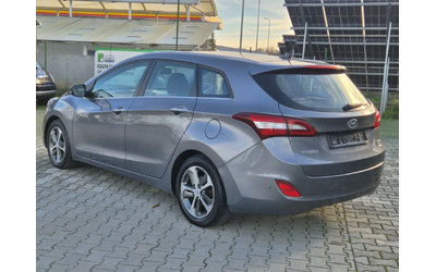 Hyundai I30 1.6диз 110к.с. Автомат - автомобили, коли, обяви за нови и употребявани 9