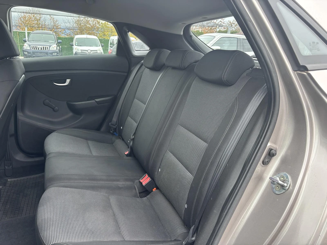 Hyundai I30 1.6 , Euro 6, Нов Внос - автомобили, коли, обяви за нови и употребявани 10