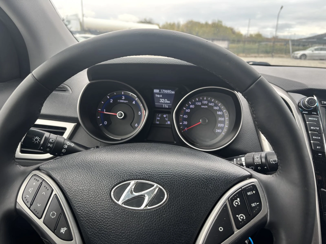 Hyundai I30 1.6 , Euro 6, Нов Внос - автомобили, коли, обяви за нови и употребявани 13