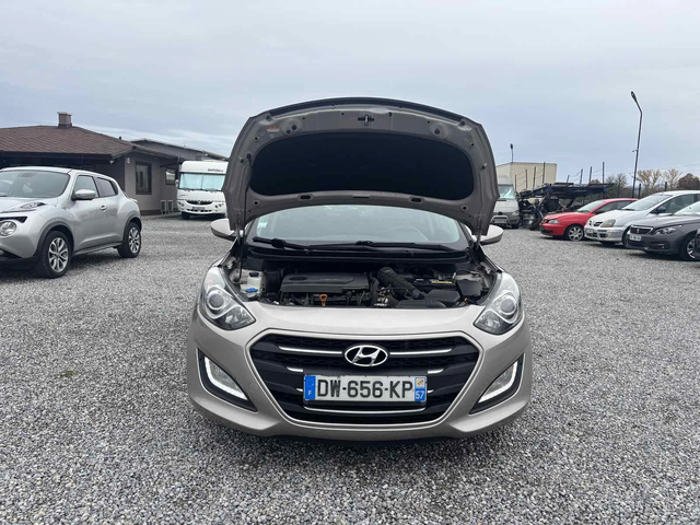 Hyundai I30 1.6 , Euro 6, Нов Внос - автомобили, коли, обяви за нови и употребявани 15