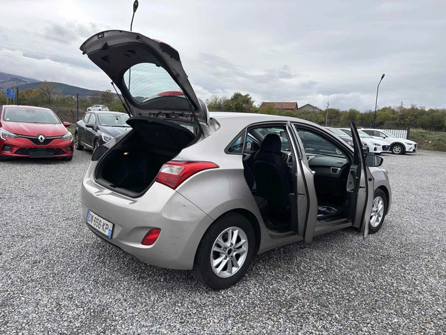 Hyundai I30 1.6 , Euro 6, Нов Внос - автомобили, коли, обяви за нови и употребявани 7