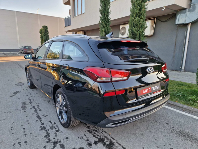 Hyundai I30 Mild-Hibrid, Автоматик - автомобили, коли, обяви за нови и употребявани 3