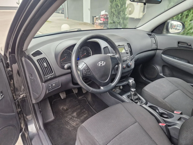 Hyundai I30 1.6 дизел - автомобили, коли, обяви за нови и употребявани 11