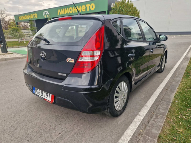 Hyundai I30 1.6 дизел - автомобили, коли, обяви за нови и употребявани 4