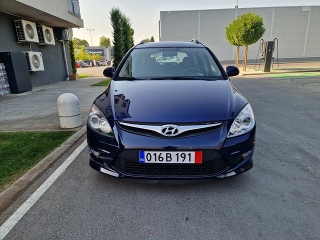 Hyundai I30 1.6 90 к.с. - автомобили, коли, обяви за нови и употребявани 0