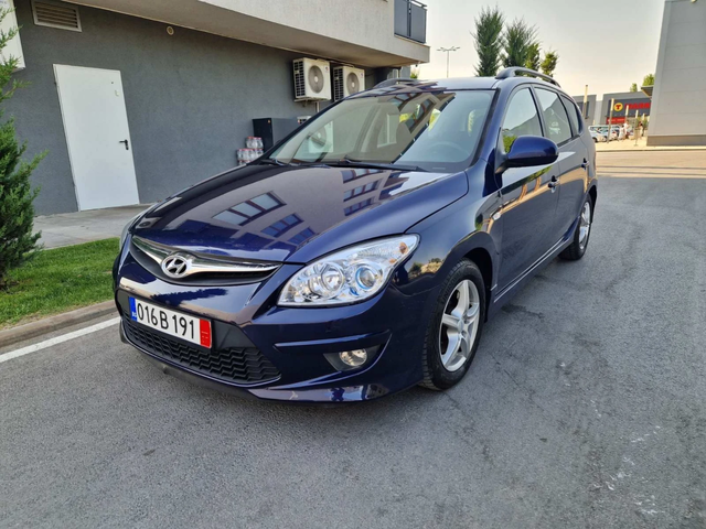 Hyundai I30 1.6 90 к.с. - автомобили, коли, обяви за нови и употребявани 1