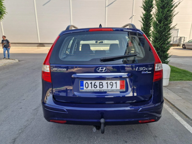 Hyundai I30 1.6 90 к.с. - автомобили, коли, обяви за нови и употребявани 3