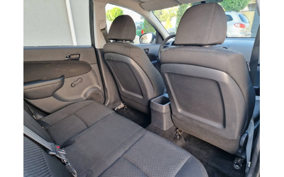 Hyundai I30 1.6 - автомобили, коли, обяви за нови и употребявани 10