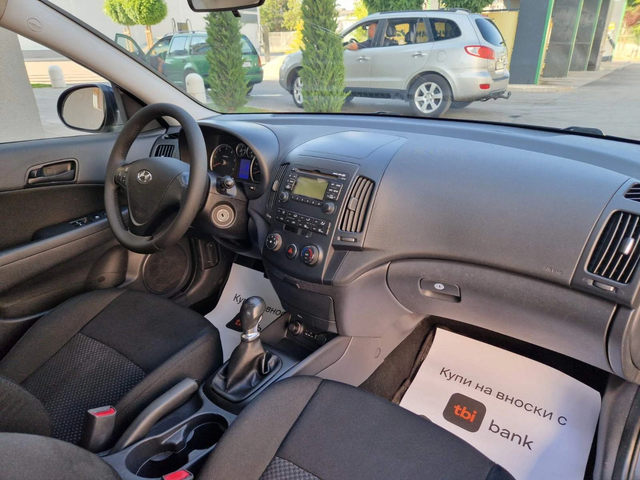 Hyundai I30 1.6 - автомобили, коли, обяви за нови и употребявани 12