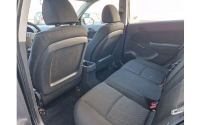 Hyundai I30 1.6 - автомобили, коли, обяви за нови и употребявани 9