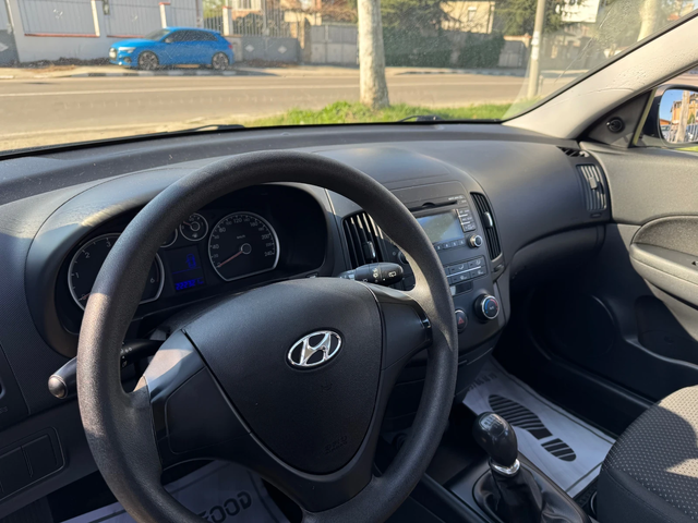 Hyundai I30 1.6 DIESEL AUSTRIA - автомобили, коли, обяви за нови и употребявани 8