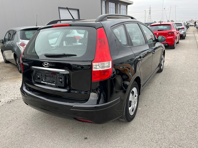 Hyundai I30 1.4 109k.c - автомобили, коли, обяви за нови и употребявани 5