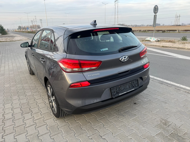 Hyundai I30 Automat - автомобили, коли, обяви за нови и употребявани 4