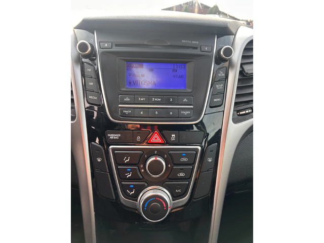 Hyundai I30 1.4CRDI EURO 5 - автомобили, коли, обяви за нови и употребявани 11