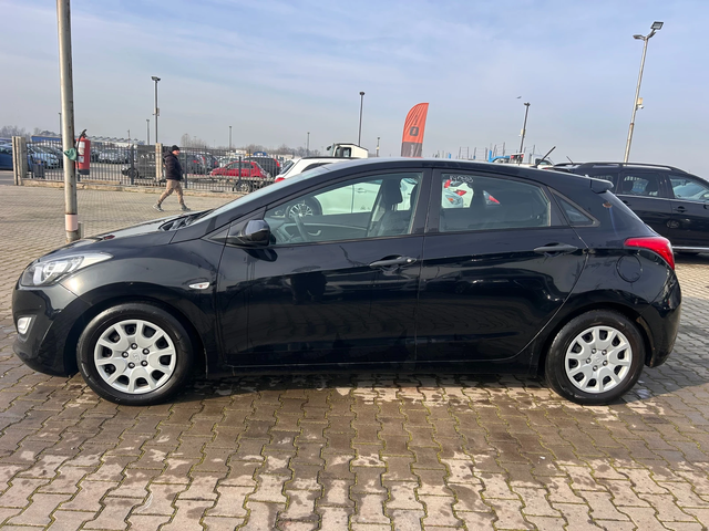 Hyundai I30 1.4CRDI EURO 5 - автомобили, коли, обяви за нови и употребявани 8