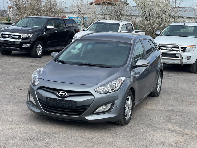 Hyundai I30 1.6i Automat - автомобили, коли, обяви за нови и употребявани 0