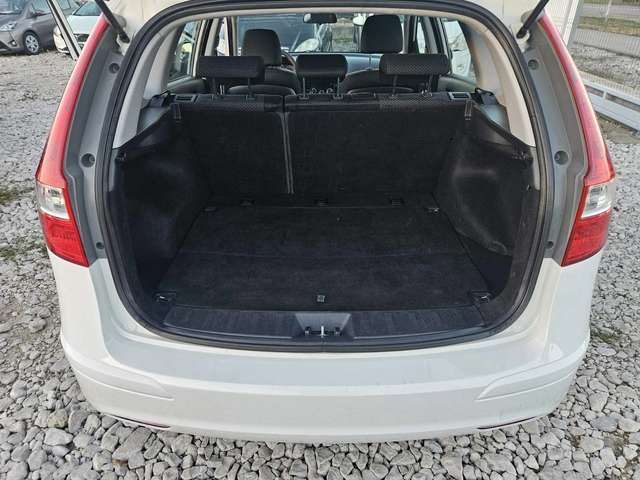 Hyundai I30 - автомобили, коли, обяви за нови и употребявани 14