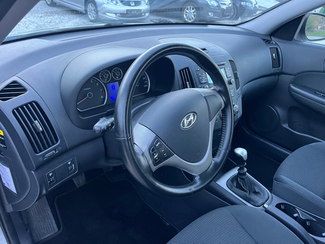 Hyundai I30 1.6i DOHC - автомобили, коли, обяви за нови и употребявани 12