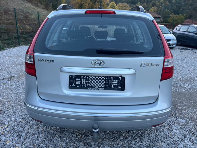 Hyundai I30 1.6i DOHC - автомобили, коли, обяви за нови и употребявани 4