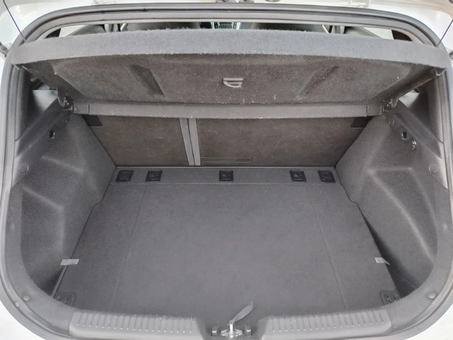 Hyundai I30 1.6CRDI-110к.с/АВТОМАТИК/КЛИМАТРОНИК /КАТО НОВА!!! - автомобили, коли, обяви за нови и употребявани 15