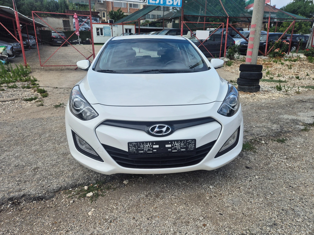 Hyundai I30 1.4i GAS - автомобили, коли, обяви за нови и употребявани 1