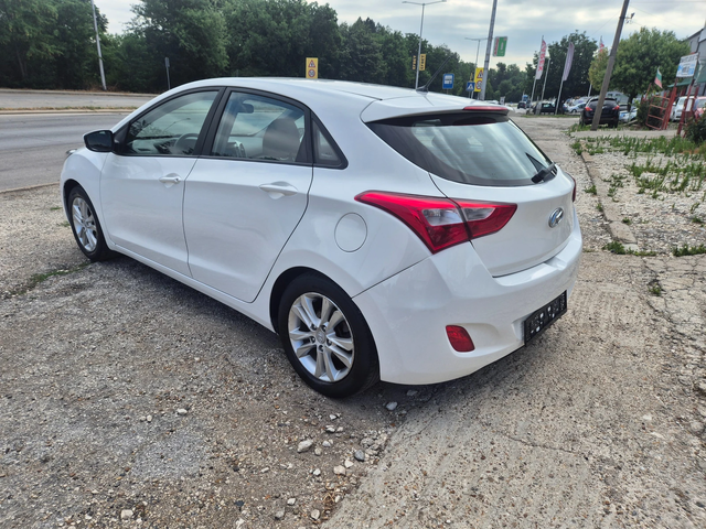 Hyundai I30 1.4i GAS - автомобили, коли, обяви за нови и употребявани 4