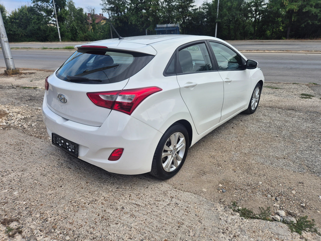 Hyundai I30 1.4i GAS - автомобили, коли, обяви за нови и употребявани 6
