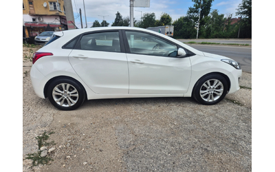 Hyundai I30 1.4i GAS - автомобили, коли, обяви за нови и употребявани 7