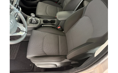 Hyundai I30 1.4I* 99к.с* 6ск* LED* СЕРВИЗНА КНИЖКА С ПЪЛНА ИСТ - автомобили, коли, обяви за нови и употребявани 7