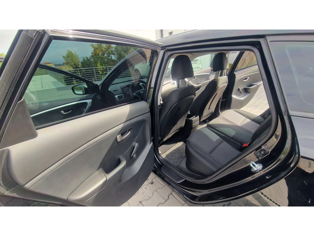 Hyundai I30 ЛИЗИНГ - автомобили, коли, обяви за нови и употребявани 9