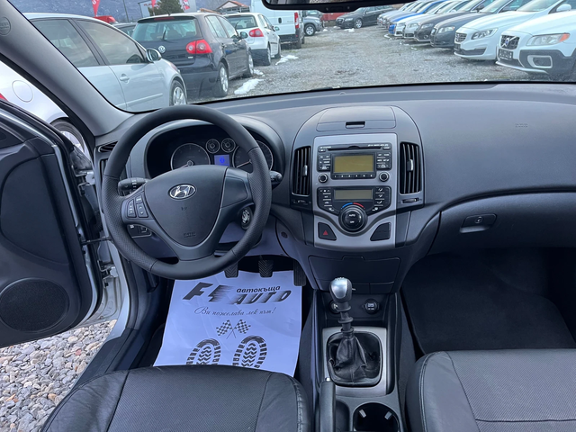 Hyundai I30 1.6GRDI-115-ITALIA - автомобили, коли, обяви за нови и употребявани 13