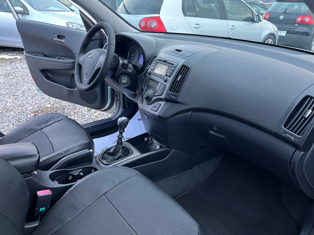 Hyundai I30 1.6GRDI-115-ITALIA - автомобили, коли, обяви за нови и употребявани 14