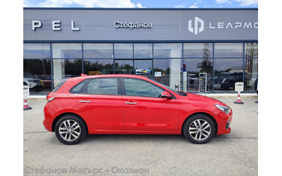 hyundai-i30-4-vr-hechbek-99k-s-benzin - 4