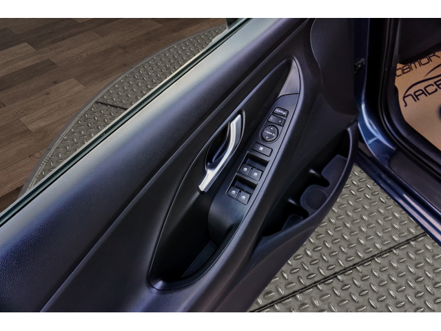 Hyundai I30 1.6 CRDI SW COMFORT - автомобили, коли, обяви за нови и употребявани 5