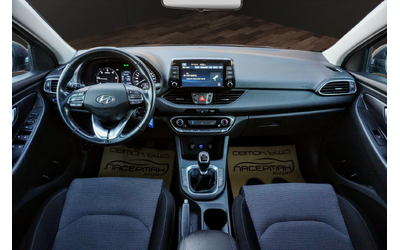 Hyundai I30 1.6 CRDI SW COMFORT - автомобили, коли, обяви за нови и употребявани 8