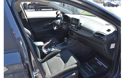 Hyundai I30 1.6D* AUTOMAT - автомобили, коли, обяви за нови и употребявани 10