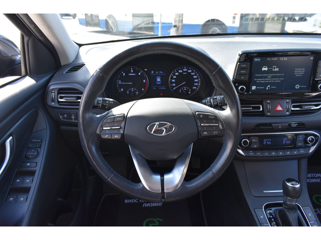 Hyundai I30 1.6D* AUTOMAT - автомобили, коли, обяви за нови и употребявани 11