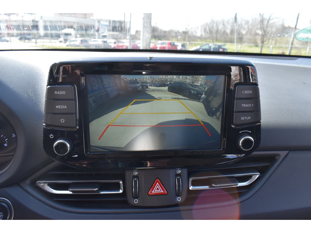 Hyundai I30 1.6D* AUTOMAT - автомобили, коли, обяви за нови и употребявани 12